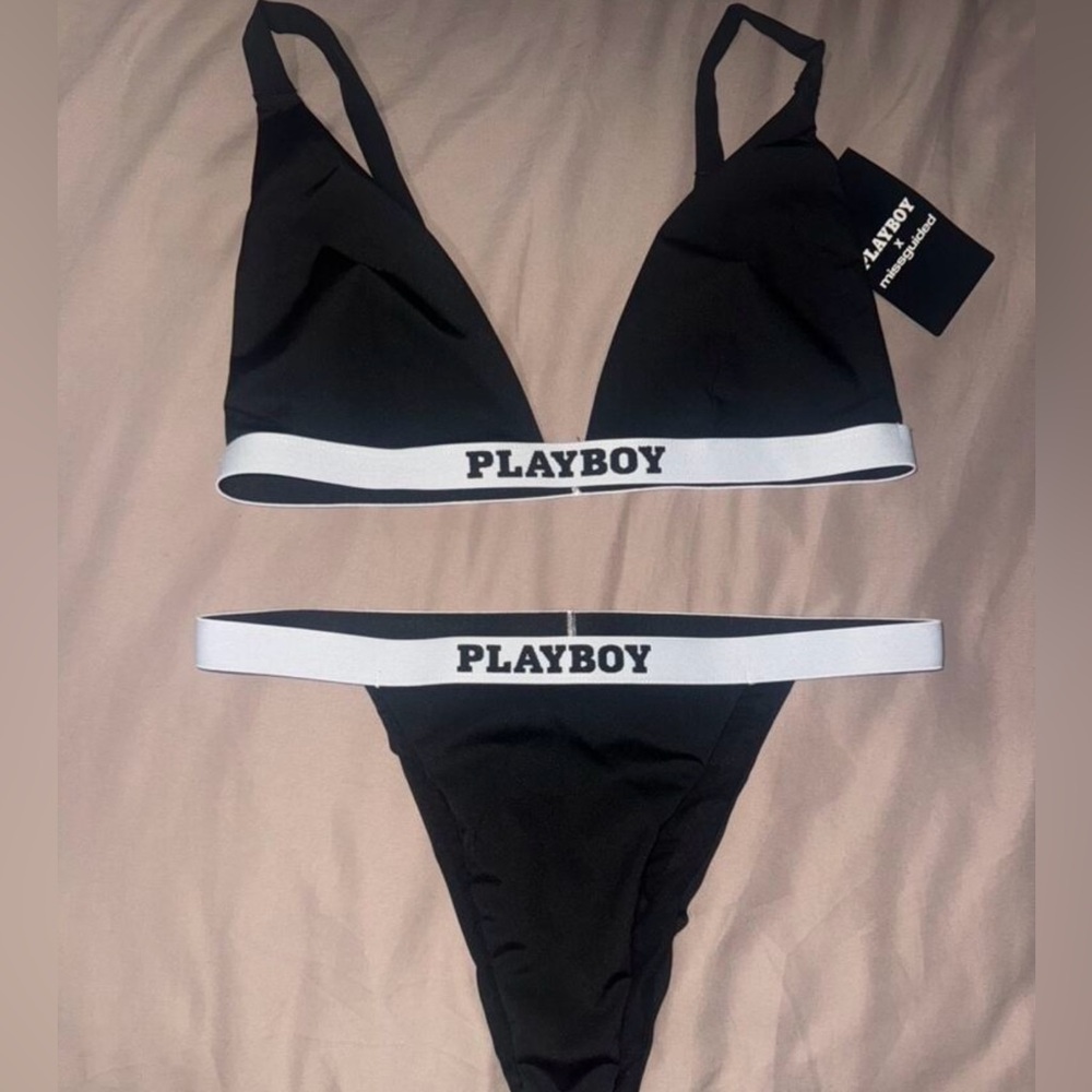 PLAYBOY Black and White Set